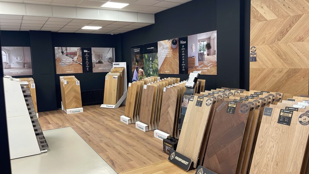 Vzorky podlah v showroomu WIK Ostrava